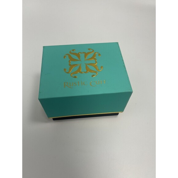 Rustic Cuff Silver Tone Cream Enamel Hindged Bangle Bracelet New - Picture 11 of 11